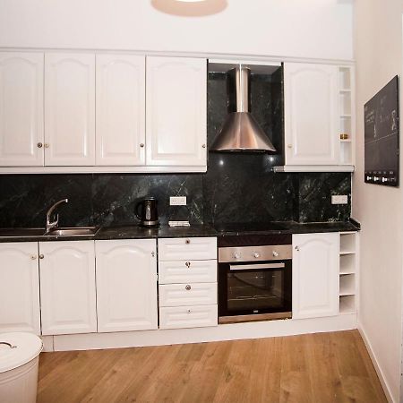 Mai & Maud Ronda Apartment برشلونة المظهر الخارجي الصورة
