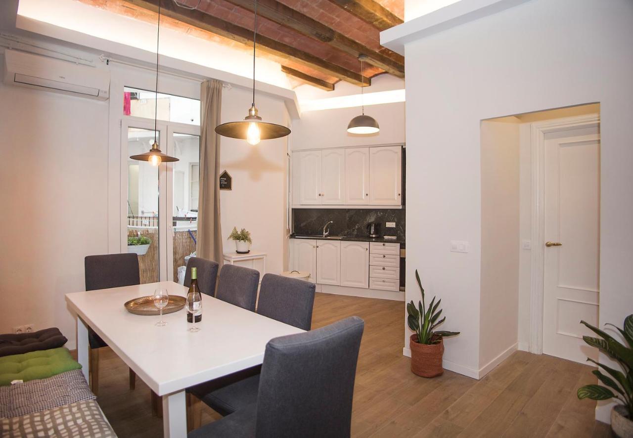 Mai & Maud Ronda Apartment برشلونة المظهر الخارجي الصورة