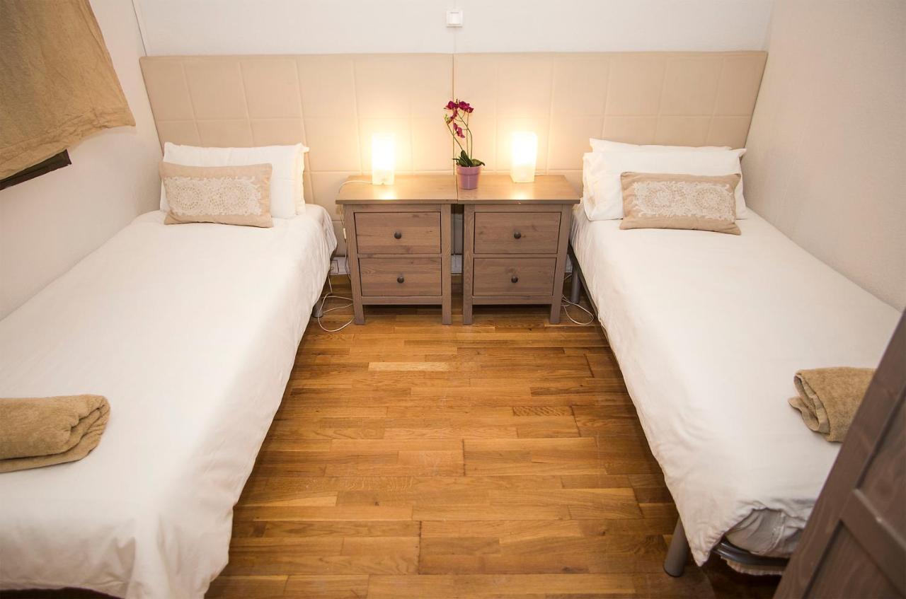Mai & Maud Ronda Apartment برشلونة المظهر الخارجي الصورة