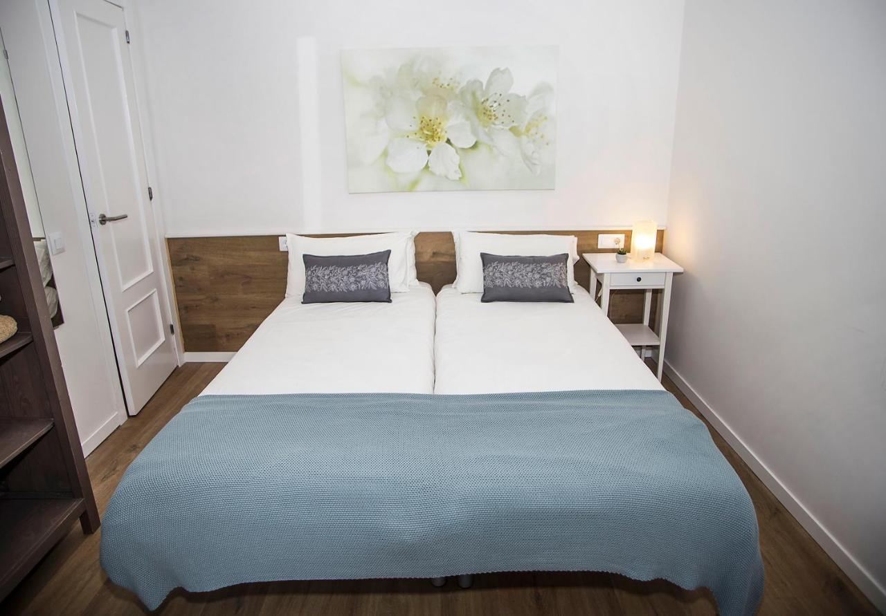 Mai & Maud Ronda Apartment برشلونة المظهر الخارجي الصورة
