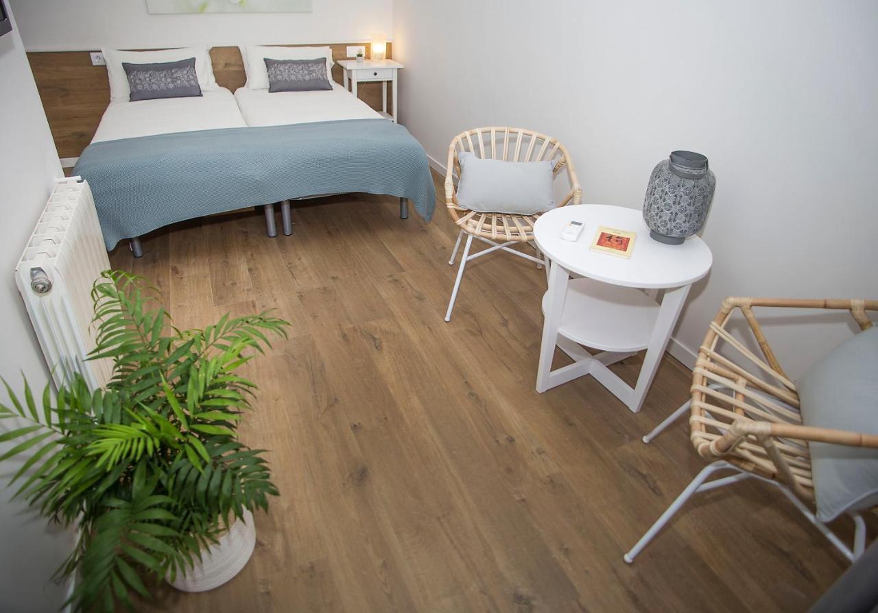 Mai & Maud Ronda Apartment برشلونة المظهر الخارجي الصورة