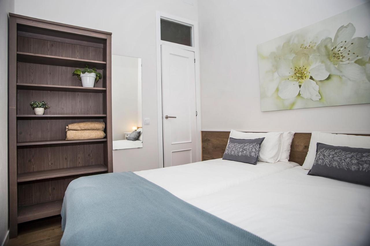Mai & Maud Ronda Apartment برشلونة المظهر الخارجي الصورة